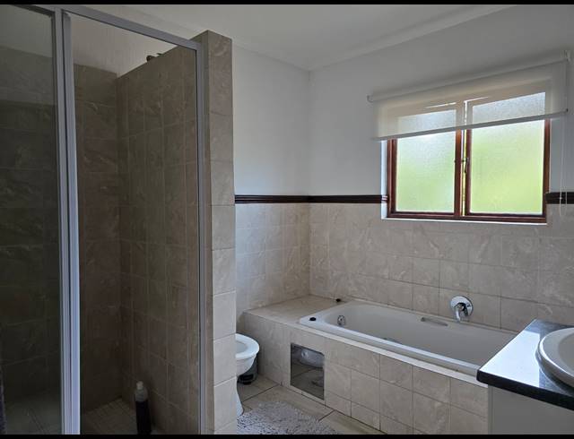 5 BEDROOM HOUSE TO LET IN ERAND GARDENS